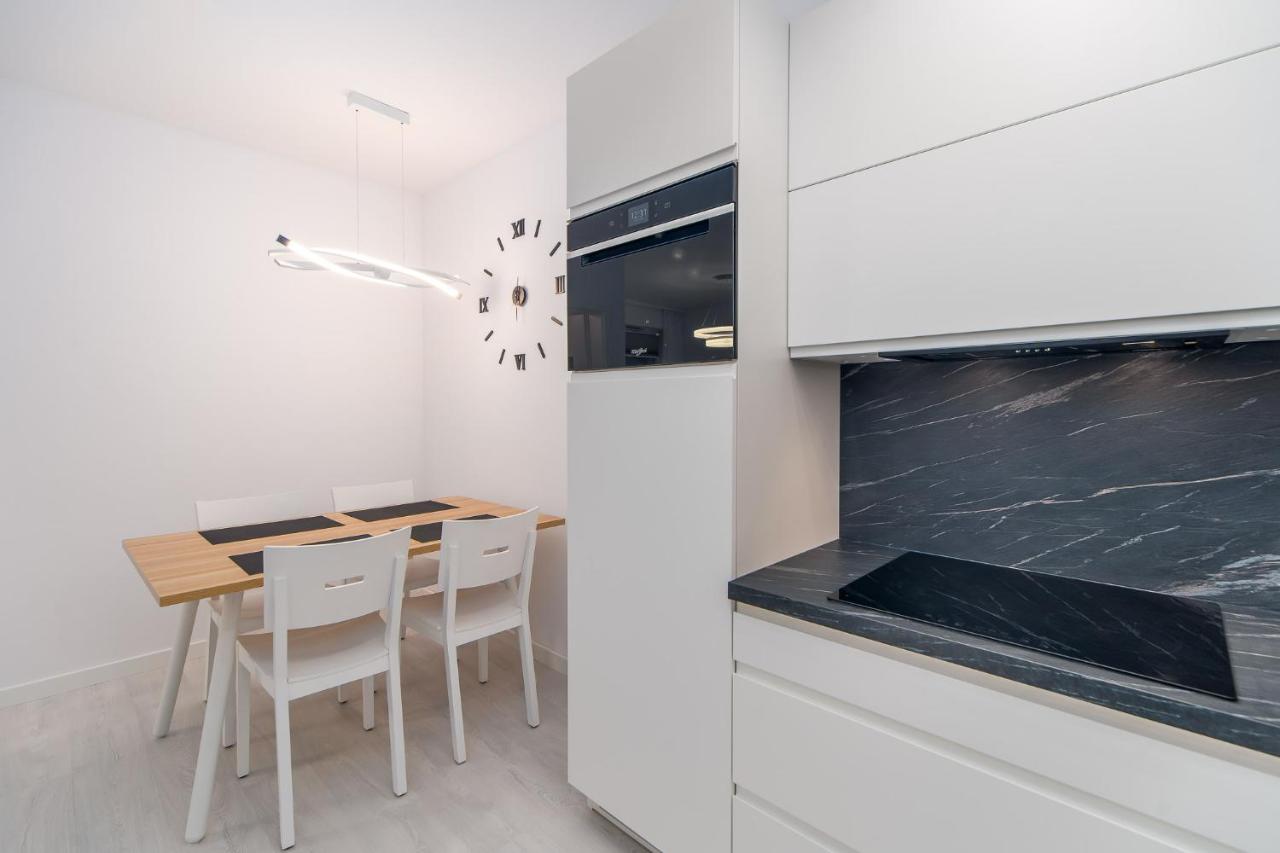 Faro Apartamenty Nadmorskie Tarasy Spa Przy Latarni I Molo Baseny, Sauny, Fitness I Parking W Cenie 科沃布热格 外观 照片
