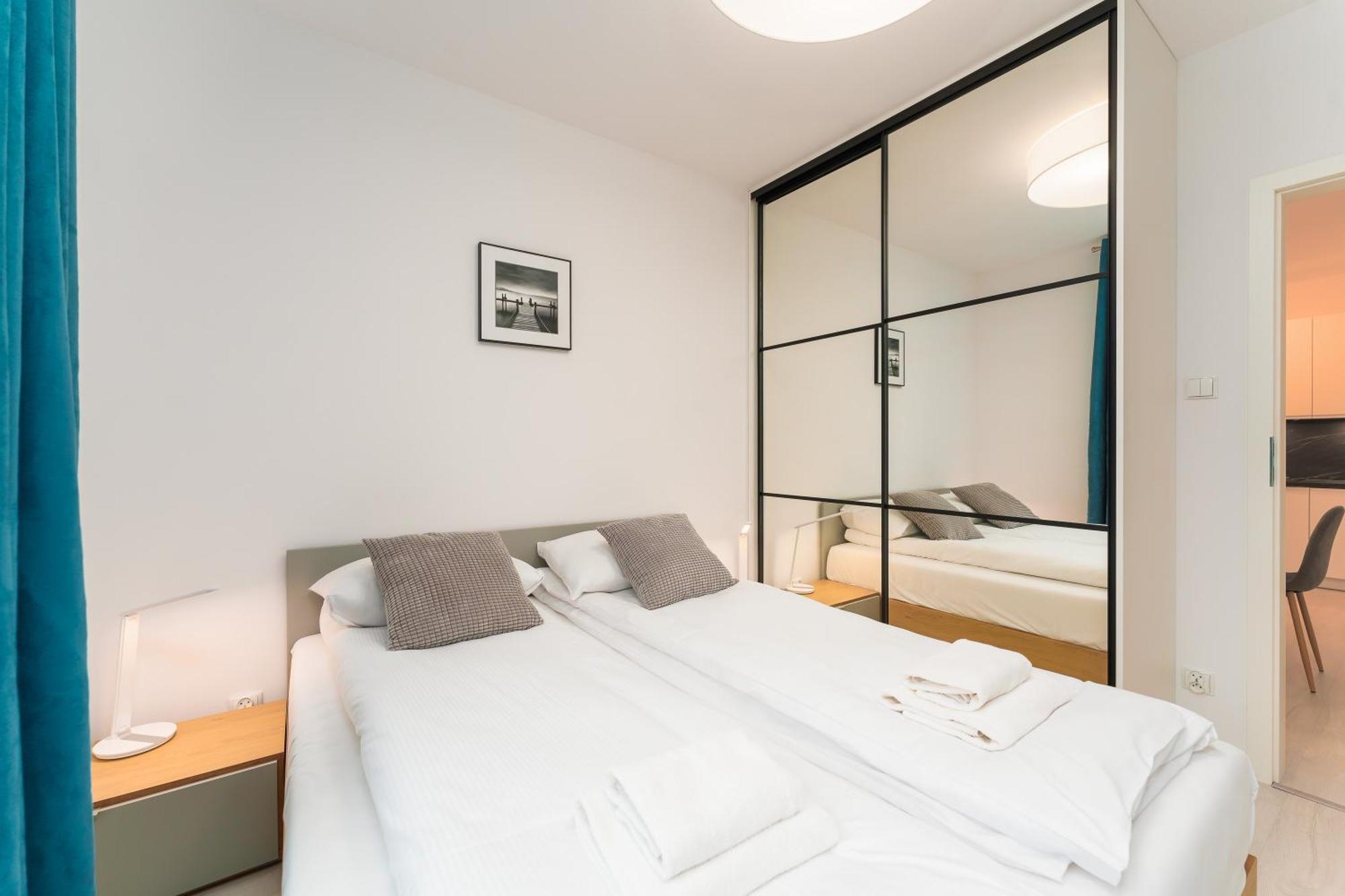Faro Apartamenty Nadmorskie Tarasy Spa Przy Latarni I Molo Baseny, Sauny, Fitness I Parking W Cenie 科沃布热格 客房 照片