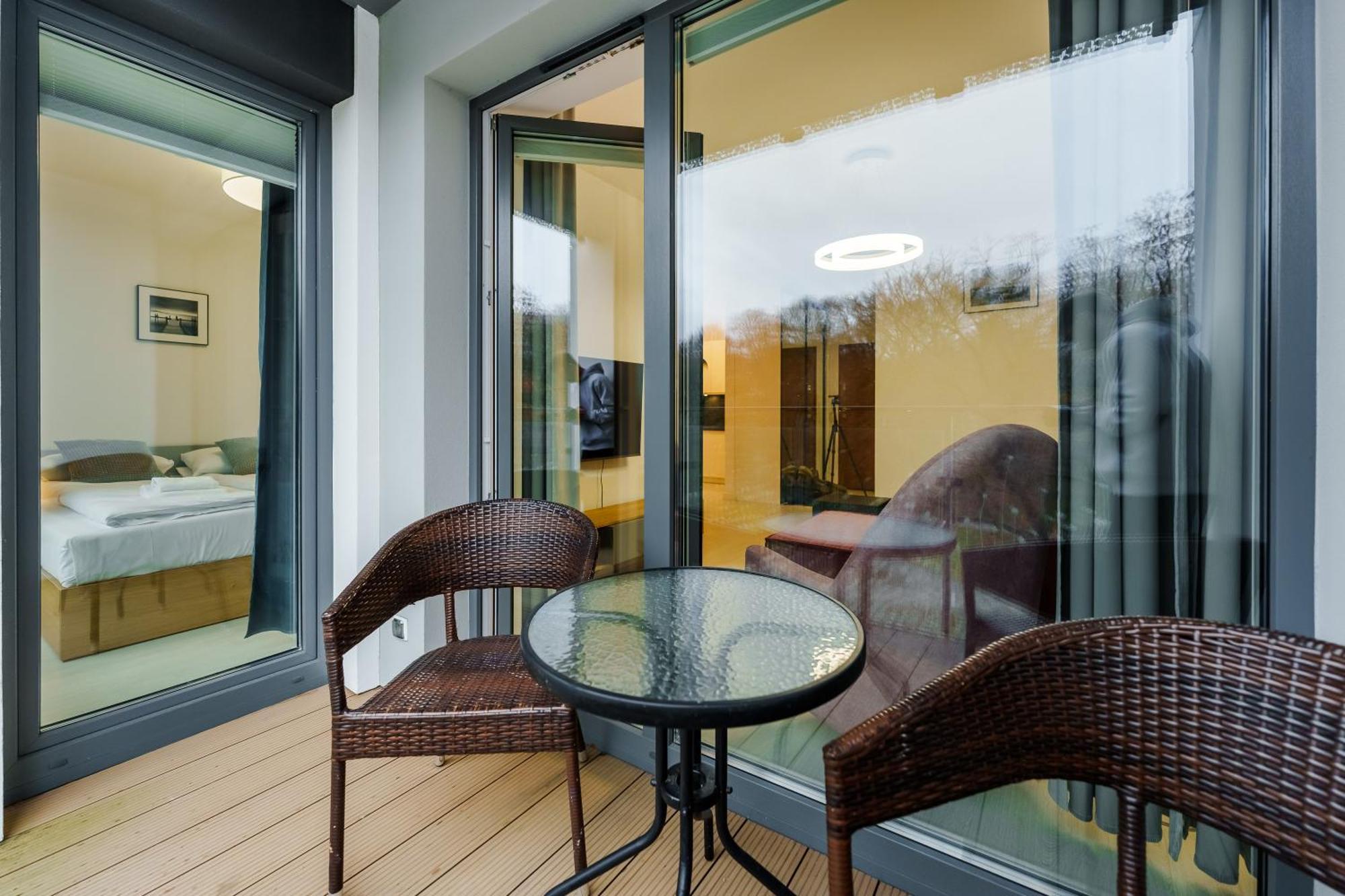 Faro Apartamenty Nadmorskie Tarasy Spa Przy Latarni I Molo Baseny, Sauny, Fitness I Parking W Cenie 科沃布热格 客房 照片