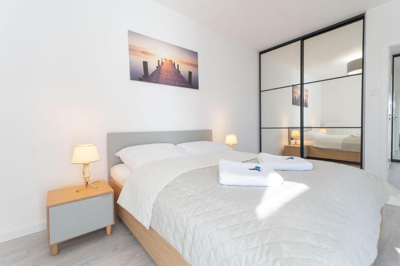 Faro Apartamenty Nadmorskie Tarasy Spa Przy Latarni I Molo Baseny, Sauny, Fitness I Parking W Cenie 科沃布热格 外观 照片