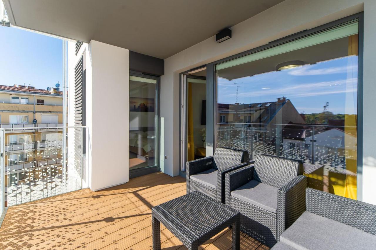 Faro Apartamenty Nadmorskie Tarasy Spa Przy Latarni I Molo Baseny, Sauny, Fitness I Parking W Cenie 科沃布热格 外观 照片